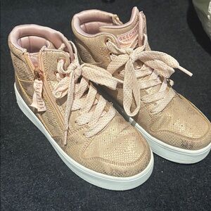 Girls rose gold shoe